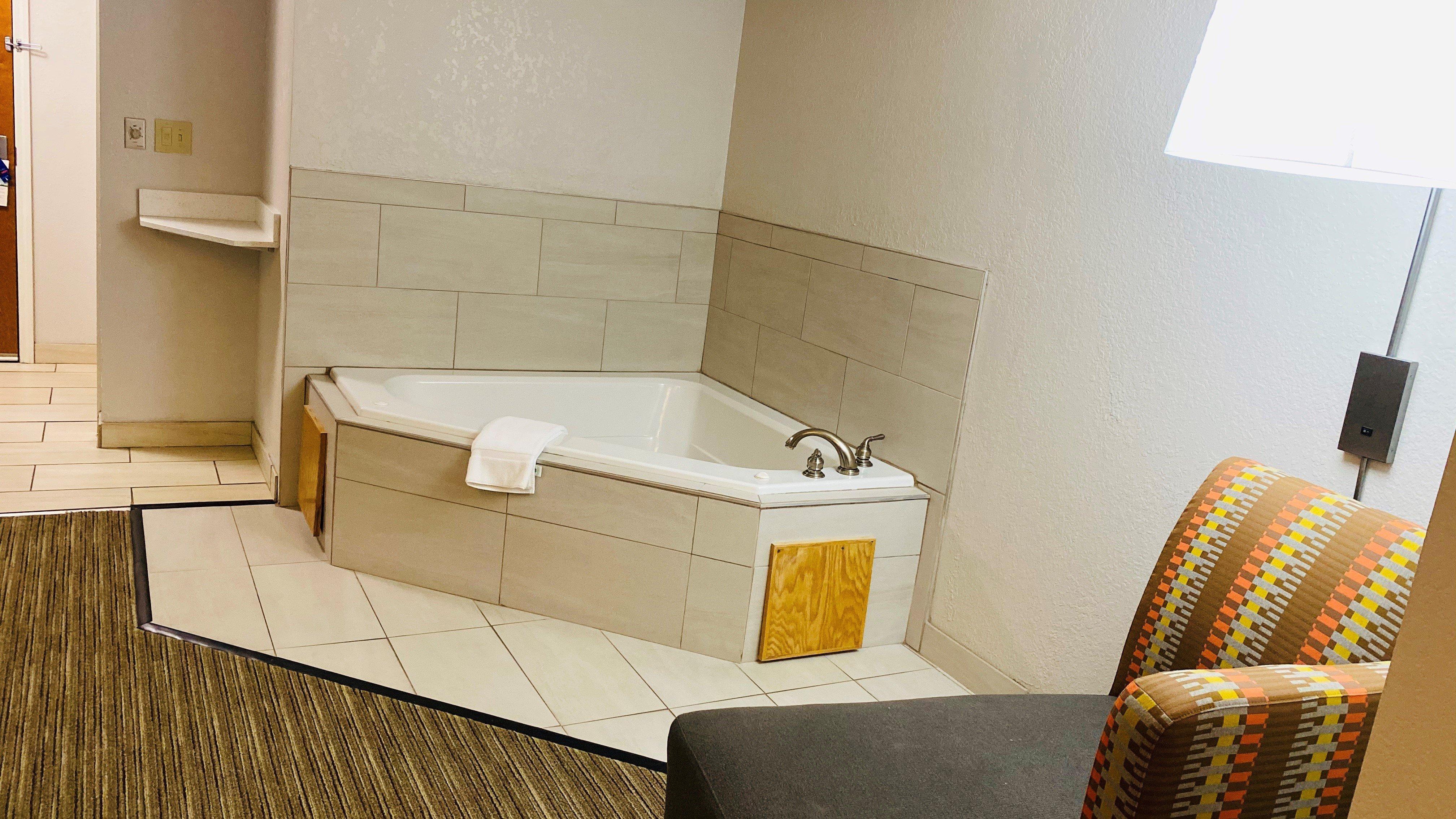 Holiday Inn Express Hotel & Suites Louisville South-Hillview, An Ihg Hotel Dış mekan fotoğraf